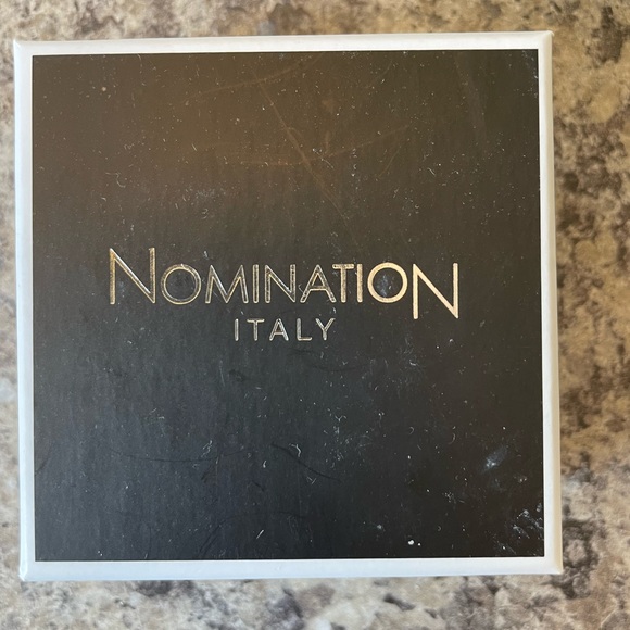 ´13´ charm - Picture 2 of 2